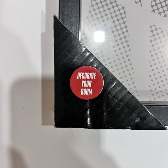 MARVEL 3D Wall Art - THE AMAZING SPIDER-MAN 16”X16” - Picture 2 of 9